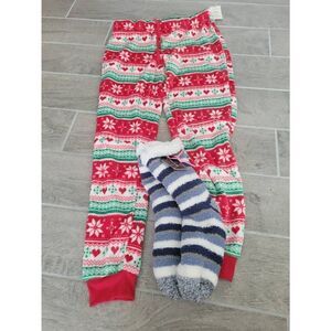 Secret Treasures Holiday Pants and Socks Size Small‎